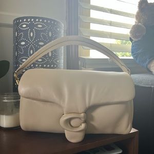 Coach pillow tabby bag 26